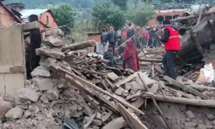 Earthquake News: भूकंप से नेपाल में हुई 6 लोगों की मौत, अब तक सहमे हुए हैं लोग
