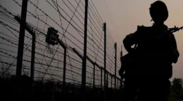 पाकिस्तान की एक और साजिश नाकाम, BSF जवानों ने मार गिराया ड्रोन, 4.3 किलो हेरोइन बरामद