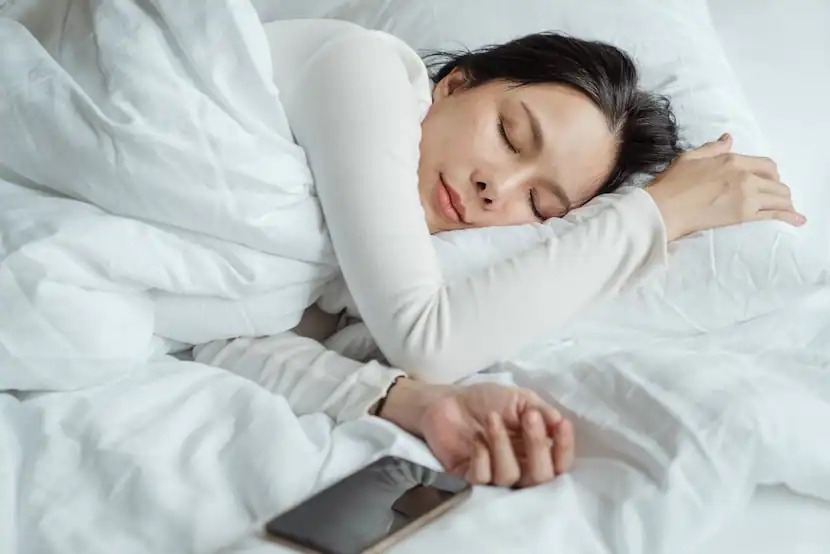 आखिर क्यों आती है सर्दियों में इतनी ज़्यादा नींद?