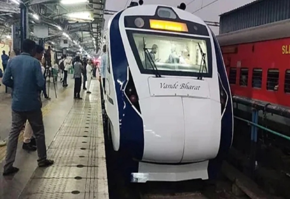 प्रधानमंत्री नरेंद्र मोदी और एक और वंदे मातरम ट्रेन का करेंगे उद्घाटन, जाने कहां से कहां तक चलेगी