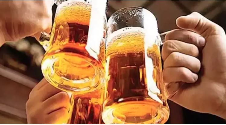 Liquor Rate in UP : यूपी में नए साल से अंग्रेजी शराब के शौकीनों को जोर का झटका लगना तय, बीयर भी होगी महंगी
