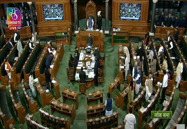 Parliament Winter Session Live: संसद की कार्यवाही शुरू, लोकसभा व राज्यसभा में चर्चा जारी