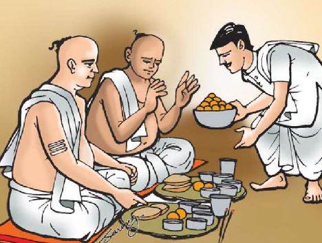 Vastu Tips Roti :मेहमानों को भोजन परोसने के लिए ​कुछ नियमों का पालन करना आवश्यक है, मां अन्नपूर्णा का वास माना जाता है