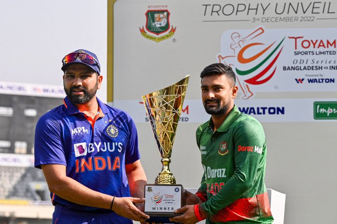 IND vs BAN 1st ODI Live : बांग्लादेश ने टॉस जीता, भारत के लिए कुलदीप सेन ने​ किया डेब्यू