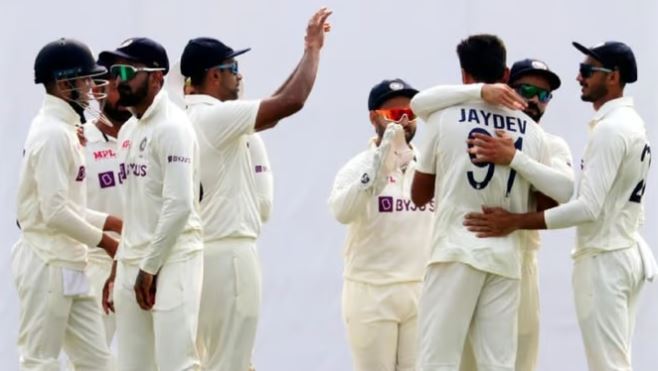 India vs Bangladesh 2nd Test: दूसरे टेस्ट मैच में भारत की धमाकेदार शुरूआत, बांग्लादेश के तीन खिलाड़ी लौटे पवेलियन
