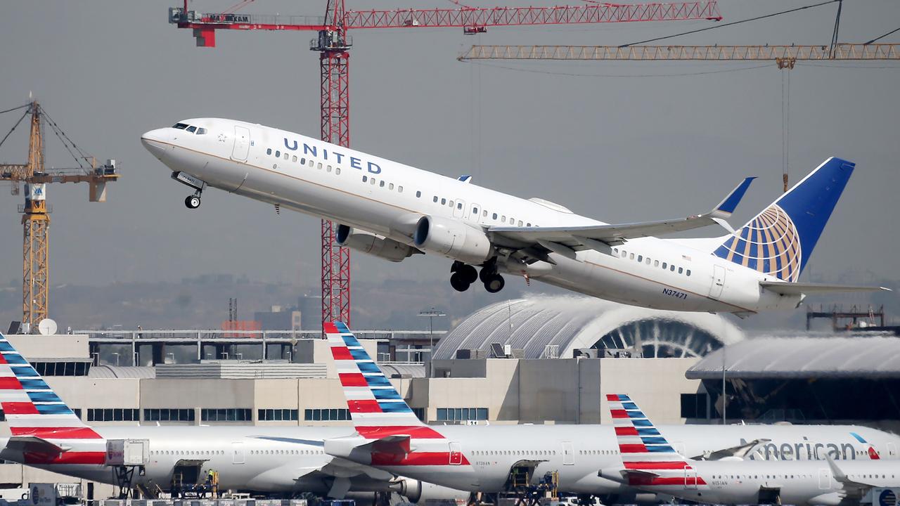 Breaking- अमेरिका का एयर सिस्टम ठप, 400 उड़ानें प्रभावित, एयरपोर्ट पर हजारों लोग फंसे