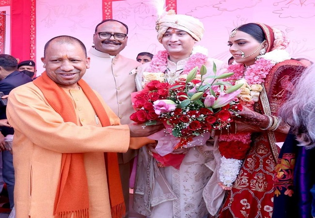 Brajesh Pathak Daughter Marriage : डिप्टी सीएम बृजेश पाठक की बेटी की शादी में राज्यपाल व सीएम योगी समेत ये हस्तियां पहुंची