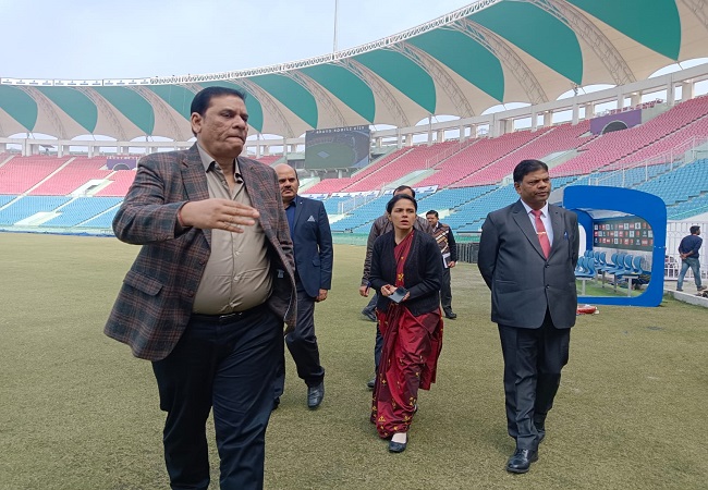 IND vs NZ T20 Match : भारत और न्यूजीलैंड के बीच 29 जनवरी को इकाना स्टेडियम में खेले जाने मैच की तैयारियों का जायजा लेने पहुंची मण्डलायुक्त डॉ. रोशन जैकब