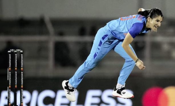 ‘Emerging Woman Cricketer of the Year’: गेंदबाज रेणुका सिंह ठाकुर ने एशिया कप के प्रदर्शन से सुर्खियां बटोरीं, बनीं ICC इमर्जिंग वुमन क्रिकेटर ऑफ द ईयर 2022