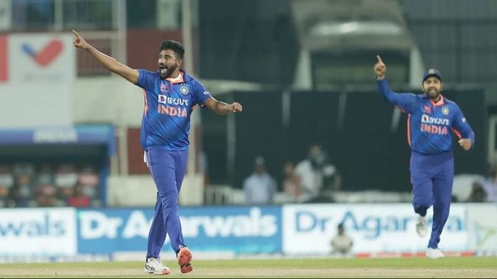 IND vs NZ : भारत ने रोमांचक मैच में न्यूजीलैंड को 12 रन से हराया, माइकल ब्रैसवेल  के शतक पर  फिरा पानी