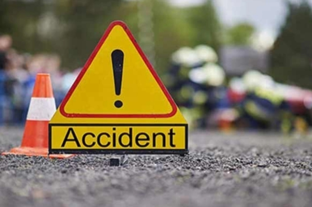 जम्मू कश्मीर में भीषण सड़क हादसा 5 लोगों की मौत जबकि 15 लोग घायल