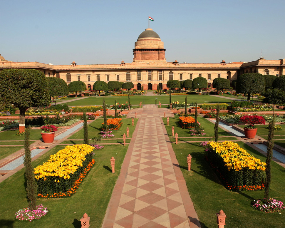 राष्ट्रपति भवन के मुगल गार्डन का बदला नाम, अब अमृत उद्यान नाम से जाना जाएगा