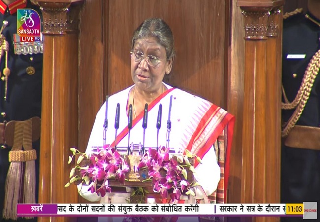 Parliament Budget Session Live : राष्ट्रपति द्रौपदी मुर्मू का संसद में अभिभाषण : बोलीं- ‘ये युग निर्माण का अवसर, हमें आत्मनिर्भर भारत बनाना है’