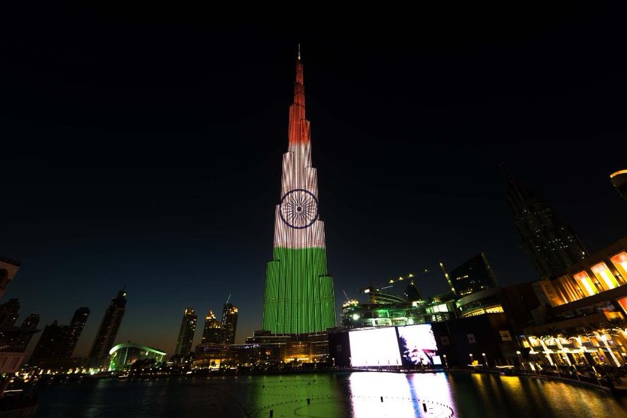 Republic Day पर Burj Khalifa पर लहराया तिरंगा, सोशल मीडिया वीडियो तेजी से हो रहा वायरल