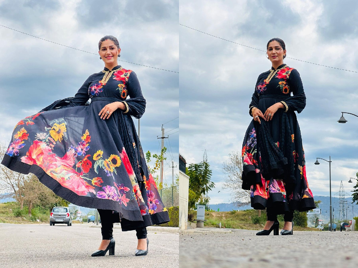 Black Suit में Sapna Choudhary ने शेयर की बेहद खूबसूरत तस्वीरें, आपने देखी क्या ?