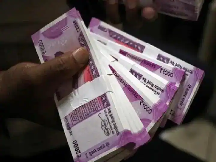 7th Pay Commission : होली से पहले सरकारी कर्मचारियों के महंगाई भत्ते में इतने फीसदी हो सकता है इजाफा