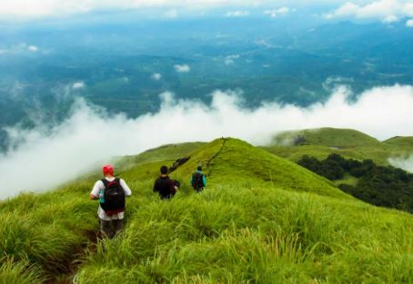 Tourist destination: मार्च जरूर घूमें इस जगह पर,आपके लिए परफेक्ट ऑप्शन है