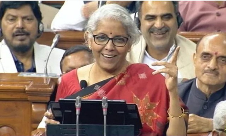 Union Budget 2023: जानिए बजट में क्या हुआ सस्ता और क्या हुआ महंगा?