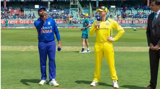 India vs Australia ODI Match: निर्णायक मुकाबले में ऑस्ट्रेलिया ने टॉस जीतकर चुनी बल्लेबाजी, भारत करेगी गेंदबाजी, ऐसी है प्लेइंग इलेवन