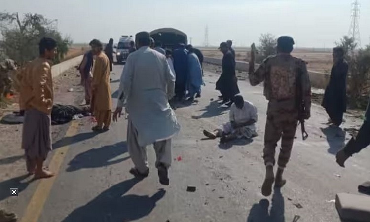 Pakistan News: पाकिस्तान में फिर हुआ आत्मघाती हमला, 9 पुलिसकर्मियों के मौत की सूचना